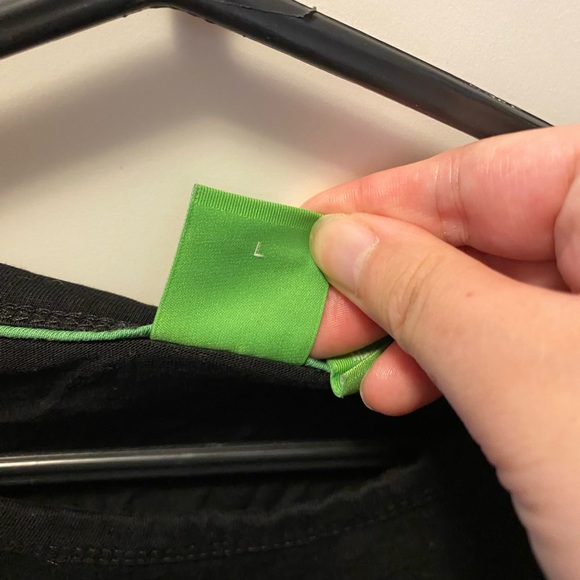 Men’s Hugo Boss Tshirt - Picture 4 of 6